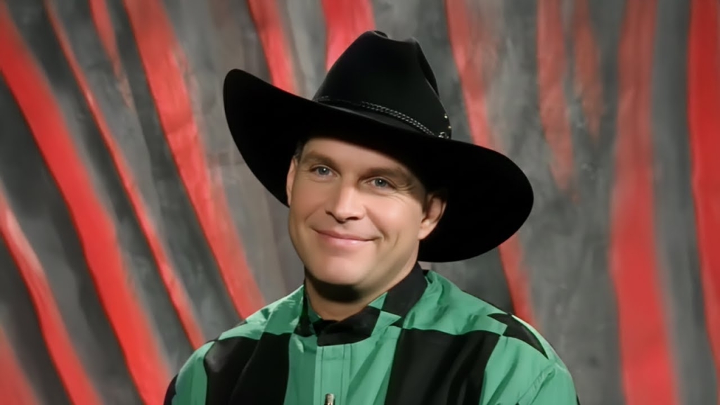 Garth Brooks Interview: Superstardom & Scandal